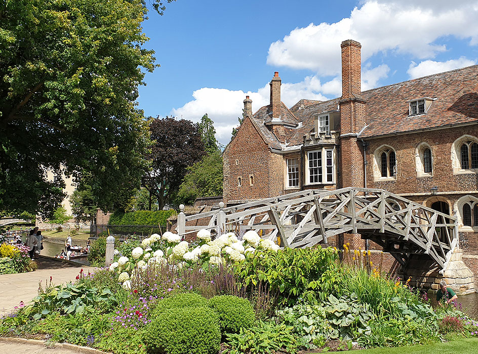 Our summer school in England with a historic and inspirational location